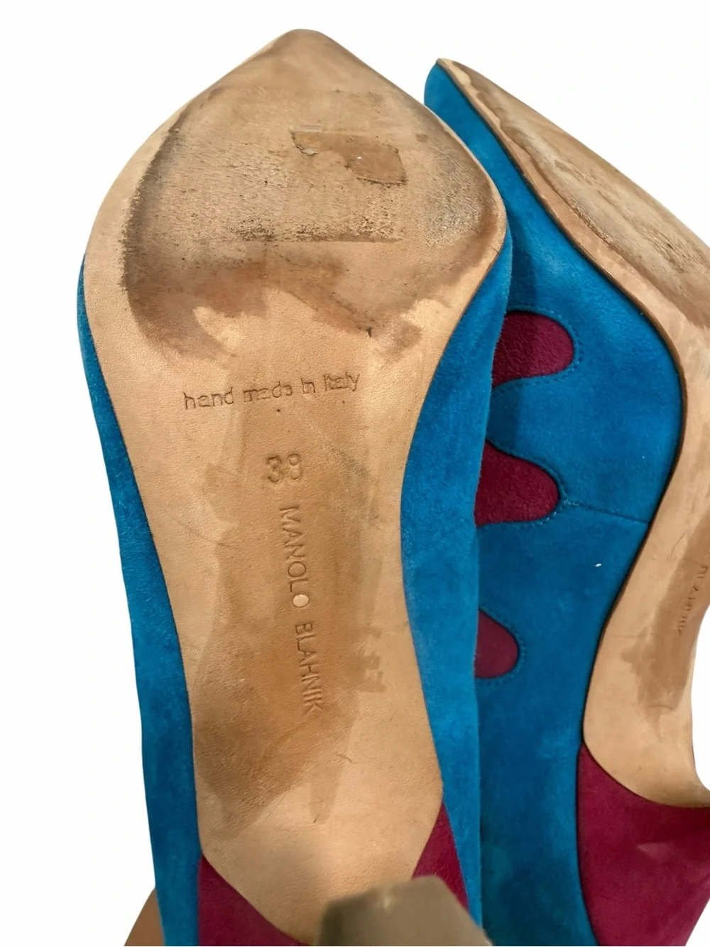 Manolo Blahnik Blue Purple Suede Ulderica Pumps